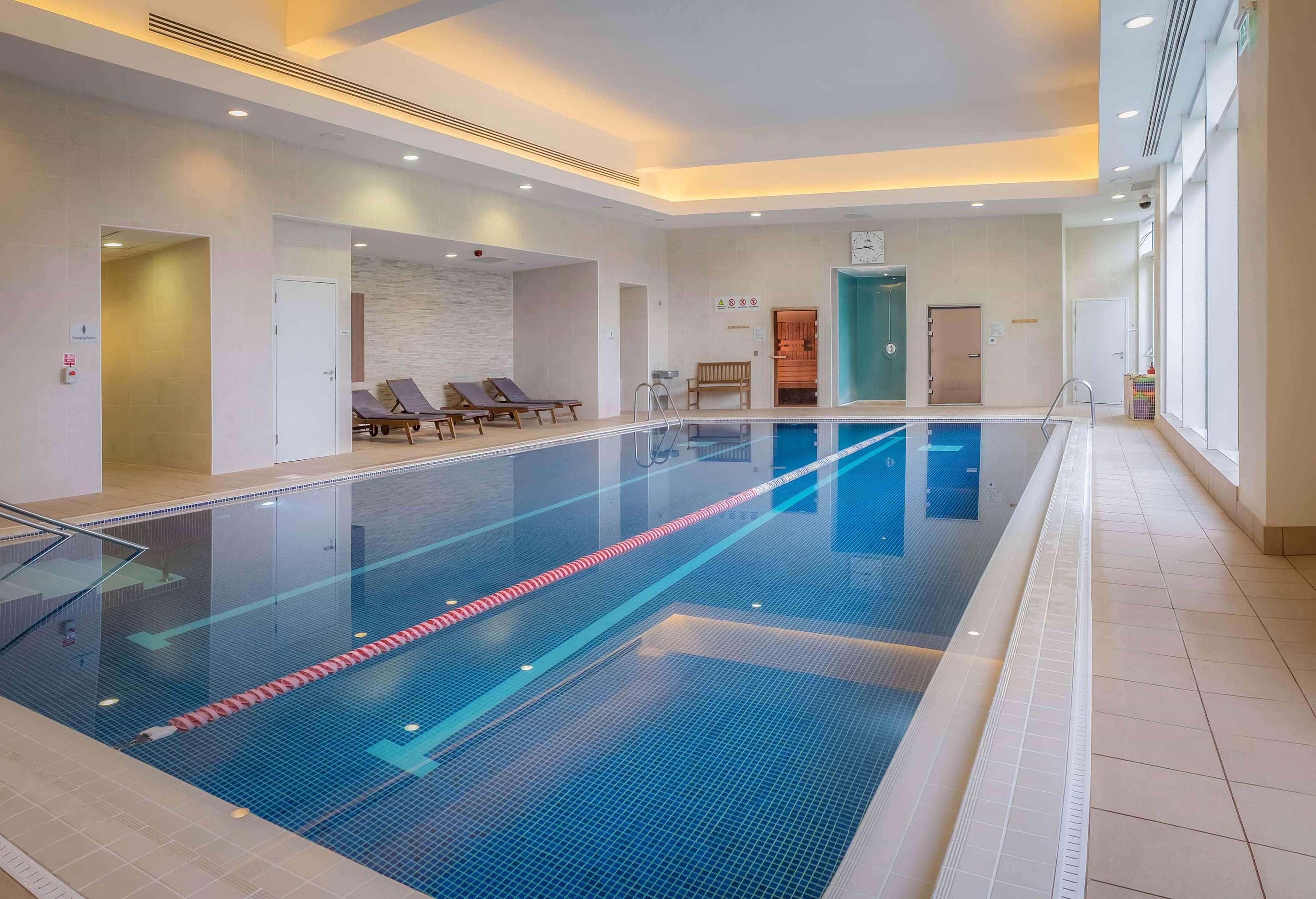 Hilton Reading Hotel Екстериор снимка