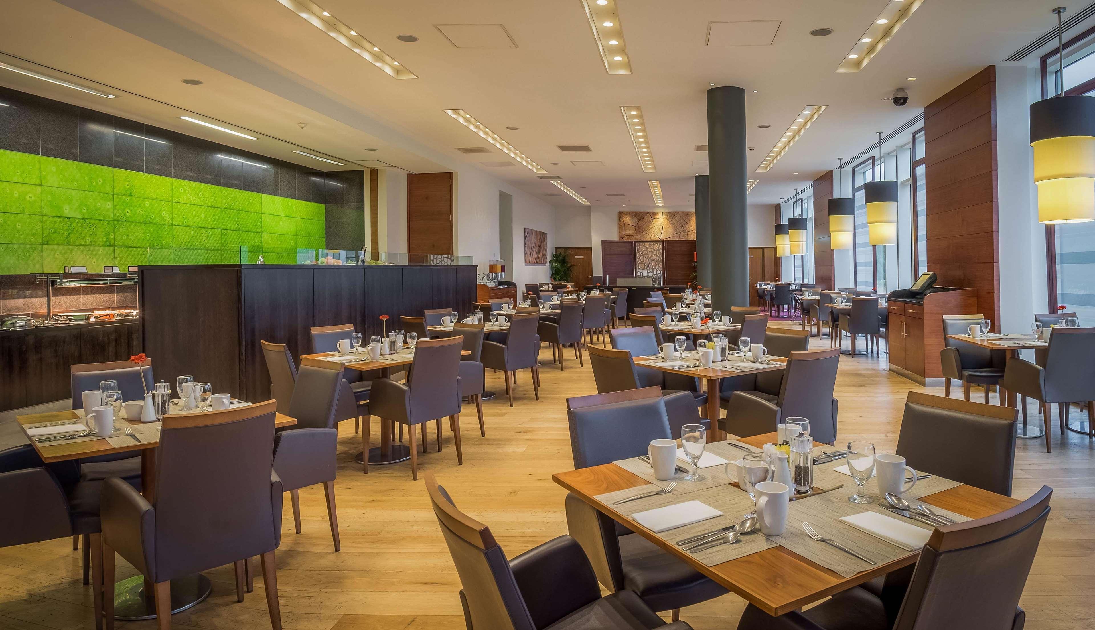 Hilton Reading Hotel Екстериор снимка
