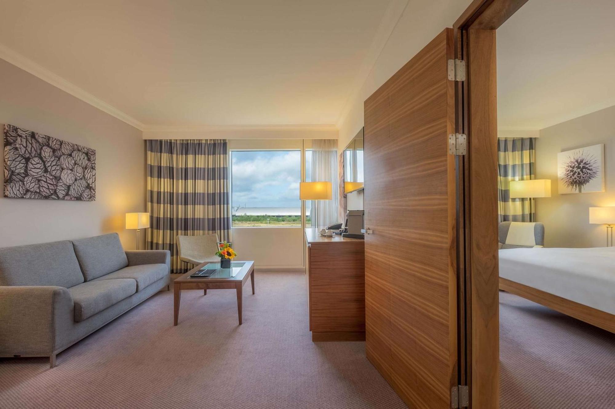 Hilton Reading Hotel Екстериор снимка